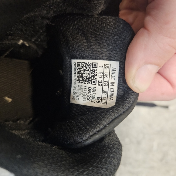 Youth wrestling shoes, little boys size 1 - Picture 2 of 3